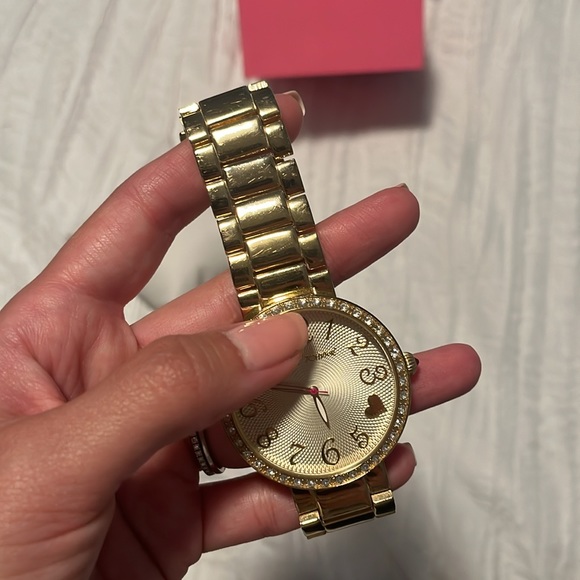 Betsey Johnson Gold Watch - Picture 4 of 5